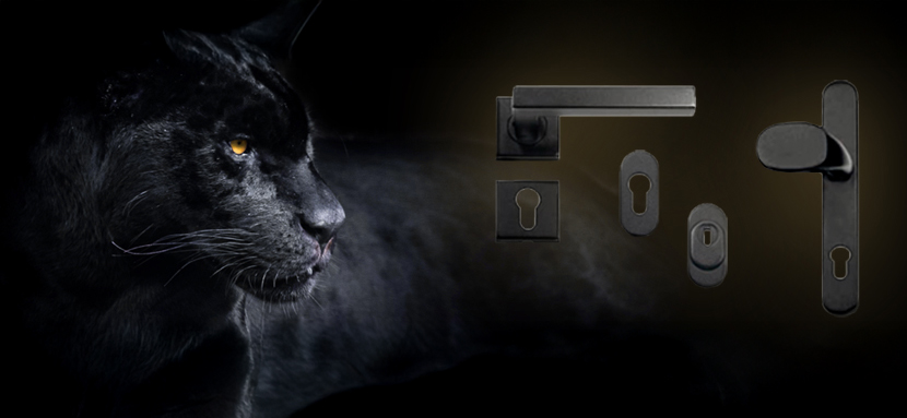 Banner mit einem Puma und Beshlägen